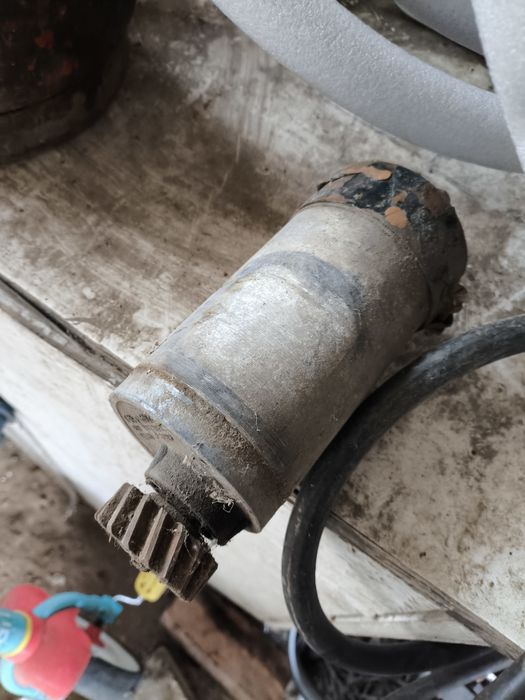 Генератор 6в на мотоцикл  Урал