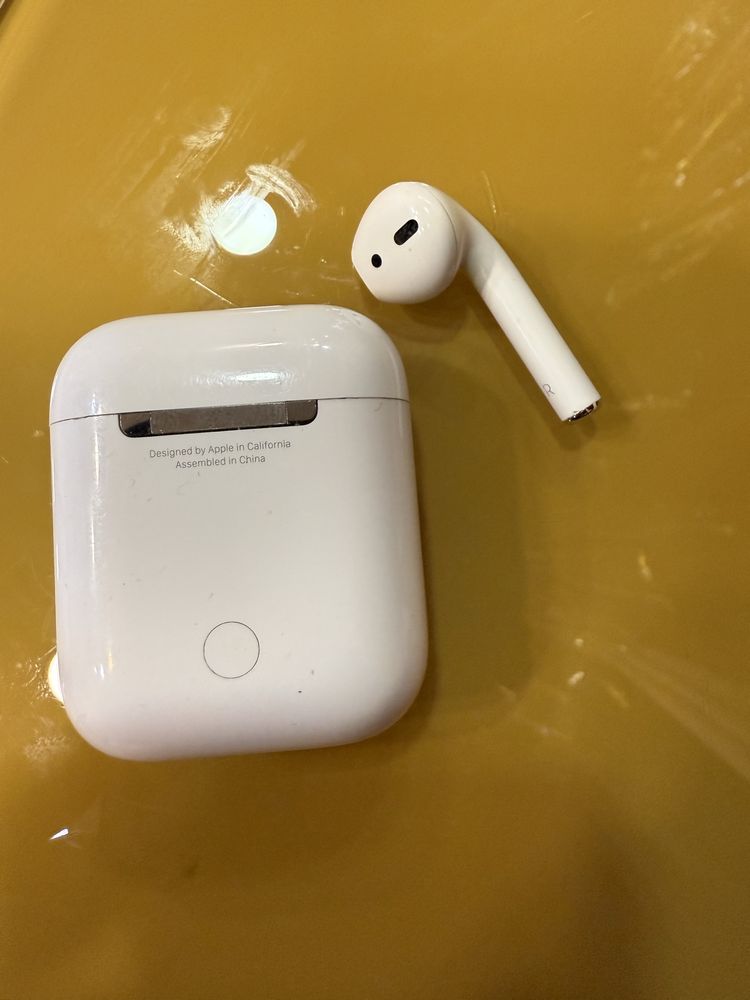 AirPods  Слушалка с кутия зарядно оригинална