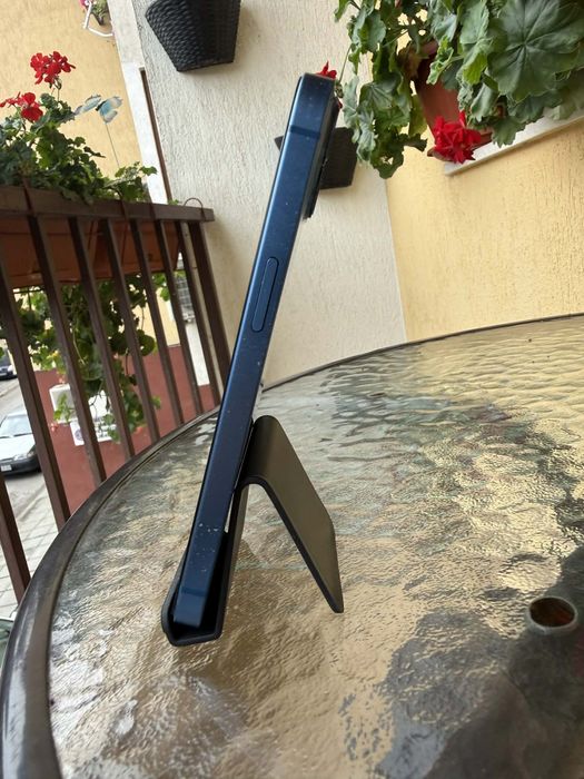 iPhone 13 100batery health