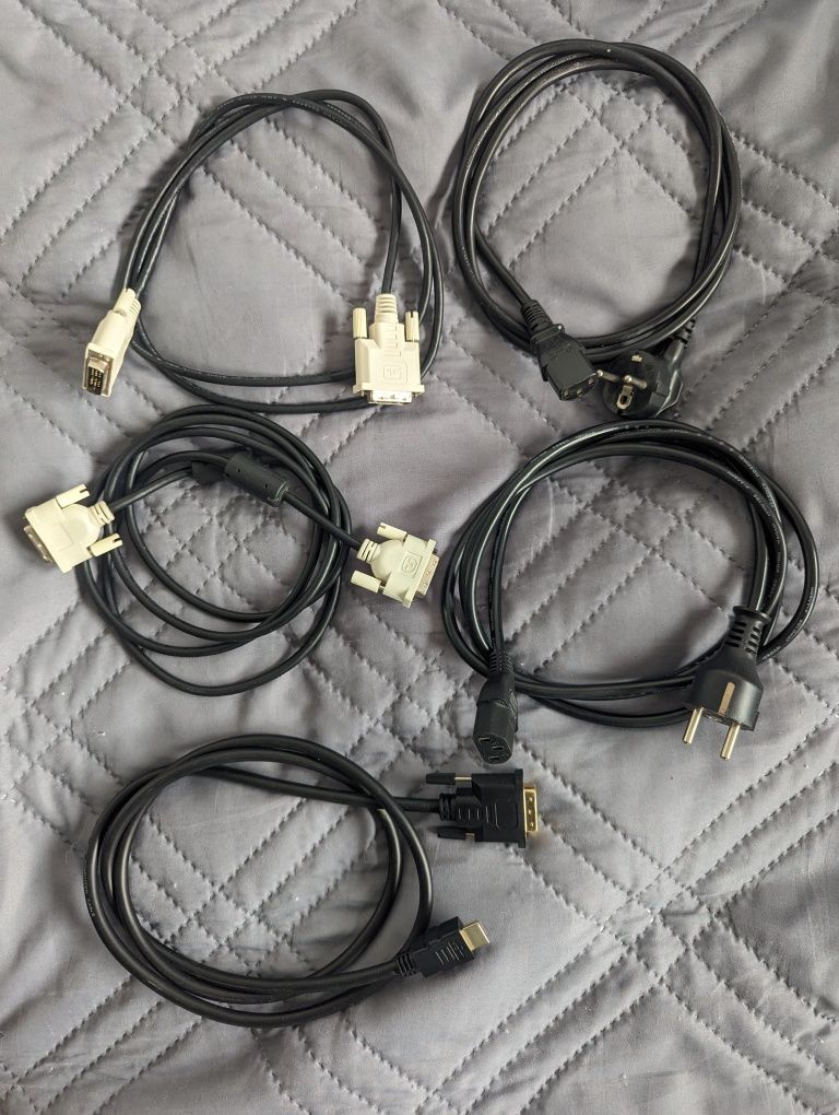 Кабели за компютър - 2x DVI, 2x захранващи, 1х DVI - HDMI