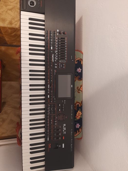 Vând Korg pa 4x internațional, preț 2350 euro