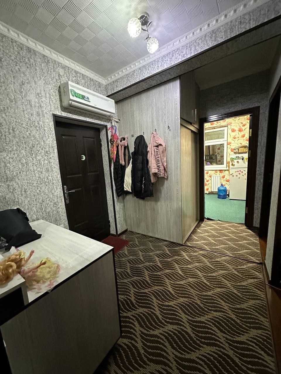 2 хоналик квартира сотилади