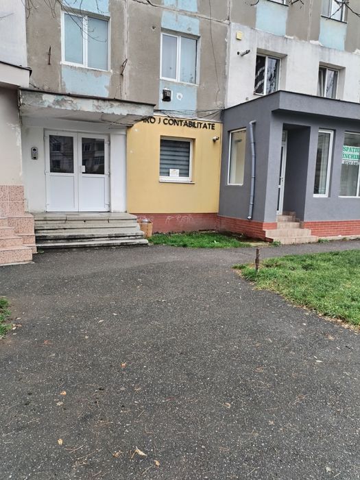 Garsonieră de vânzare