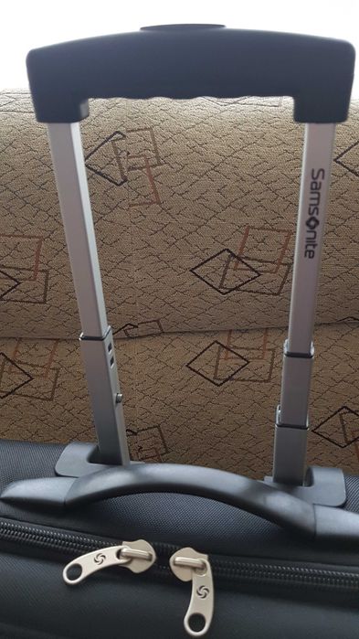 „Мобилен  офис“  Samsunite 135  лв.