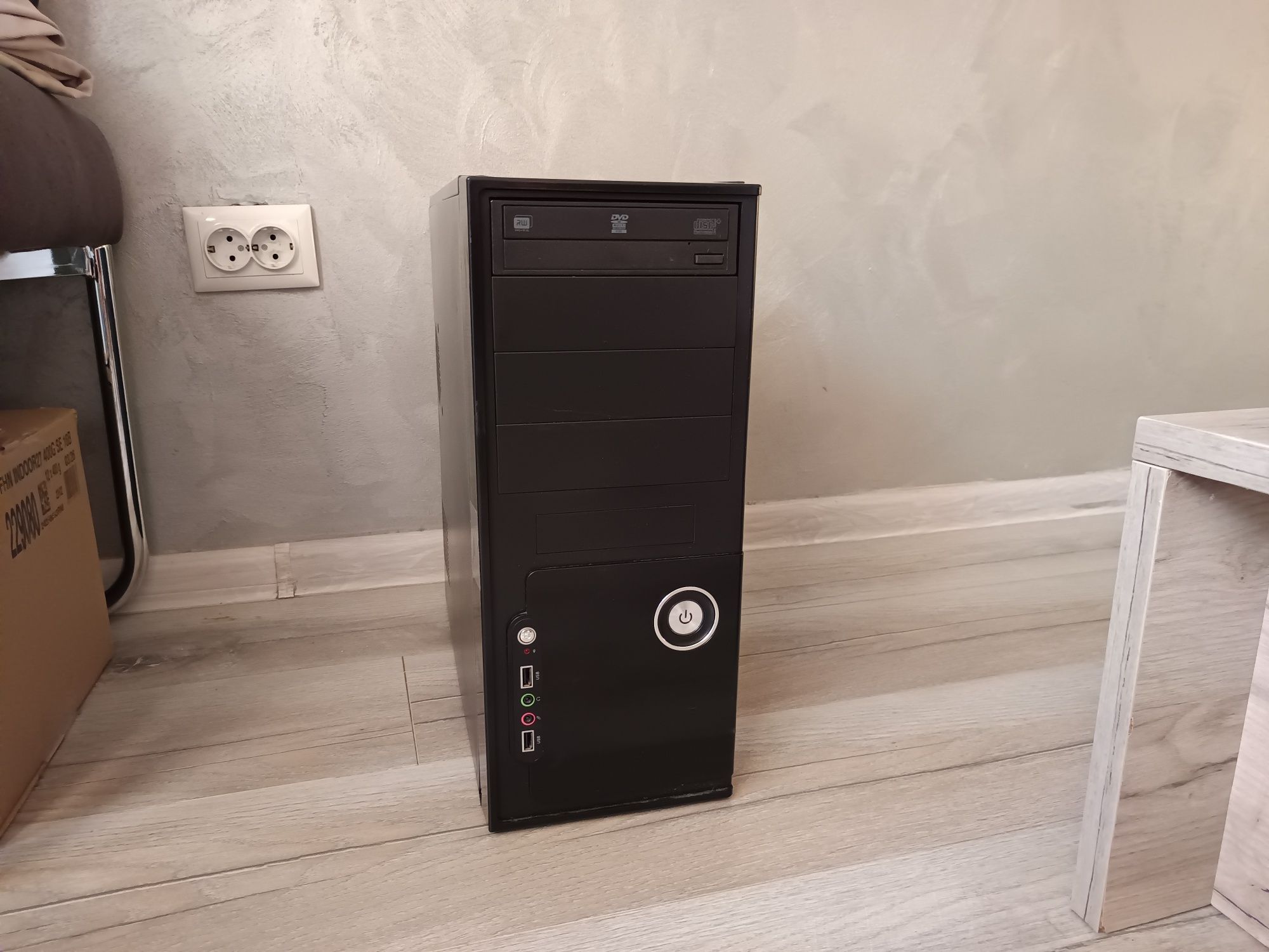 Компютър Xeon E3-1220 8M , H77 Pro4 MVP , 16gb DDR3 , MSI R9 280 3gb