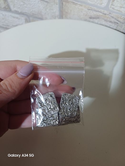 Значки по 5лв за брой