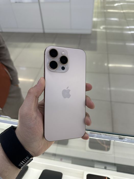 Iphone 16 pro max 256 93%