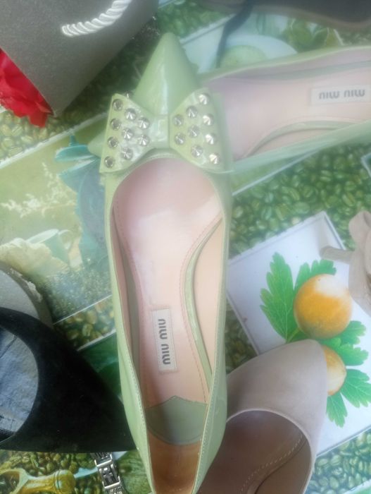 Pantofii de vânzare originali la cele mai mici preturi LUXURY