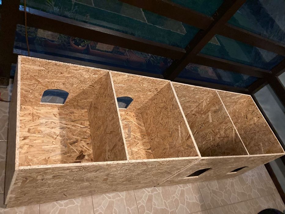 Cușcă / Căsuță / Cotet pentru Animale de Companie – Talie Mică - Mare