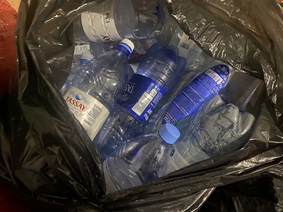 Продам бутылки 1л1,5,2л