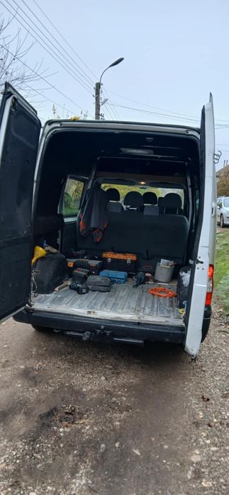 Бус Форд транзит