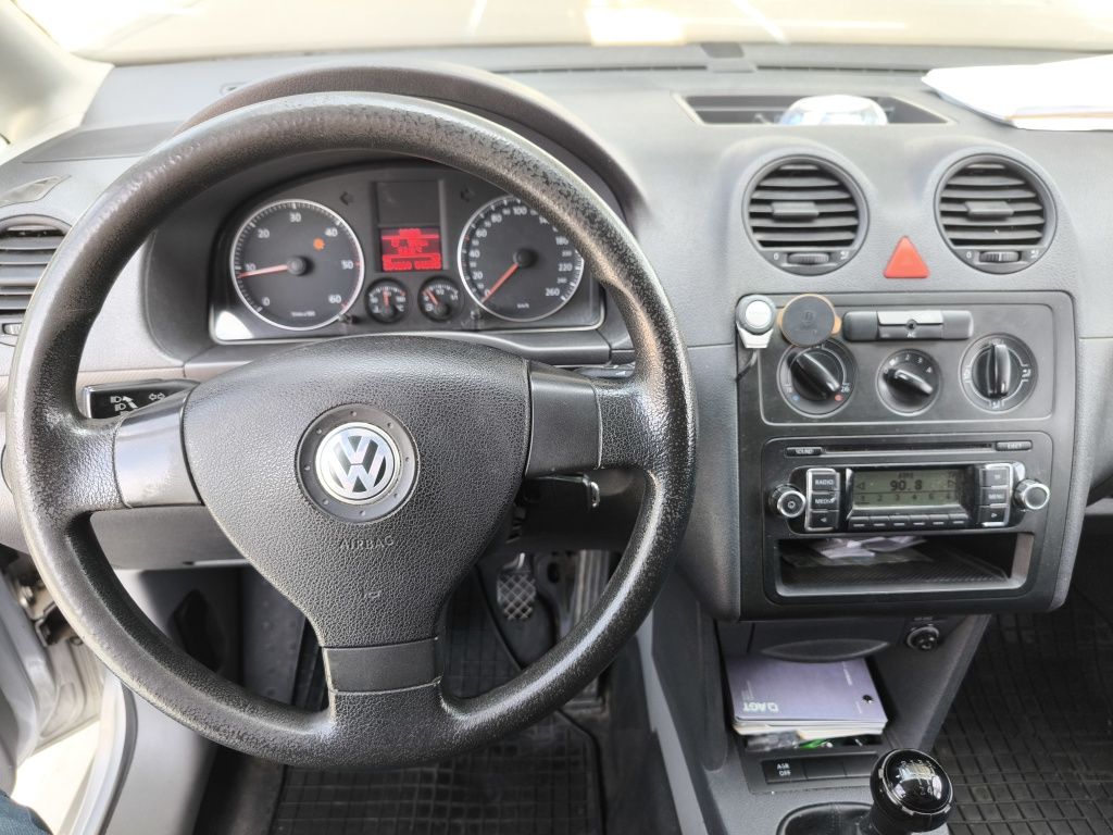 Volkswagen Caddy-noiembrie 2008