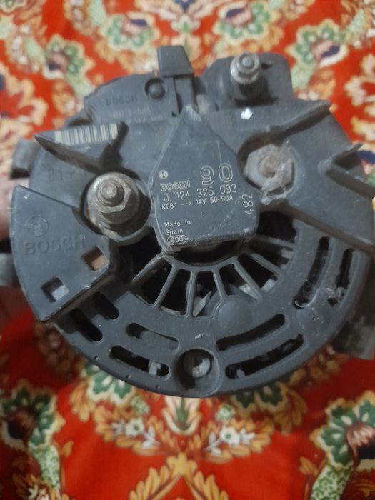 Запчасть Мерседес бенс спринтер генератор