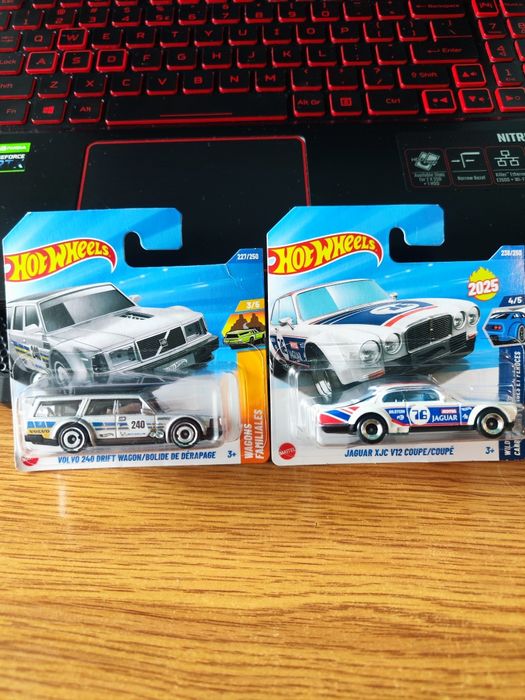 Колички Hot Wheels