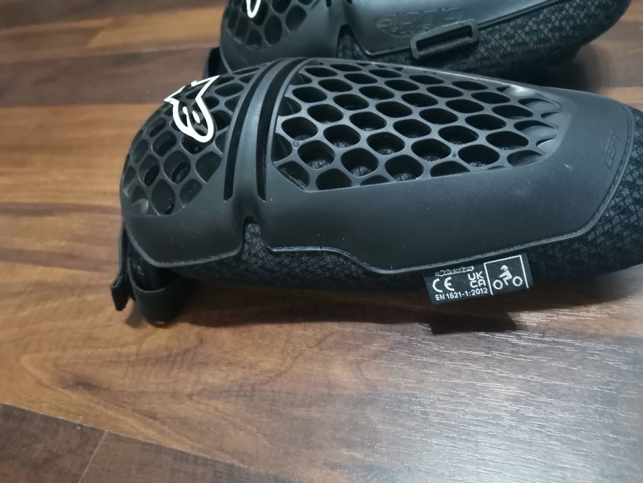 Protecții de genunchi Alpinestars Bionic Plus Knee