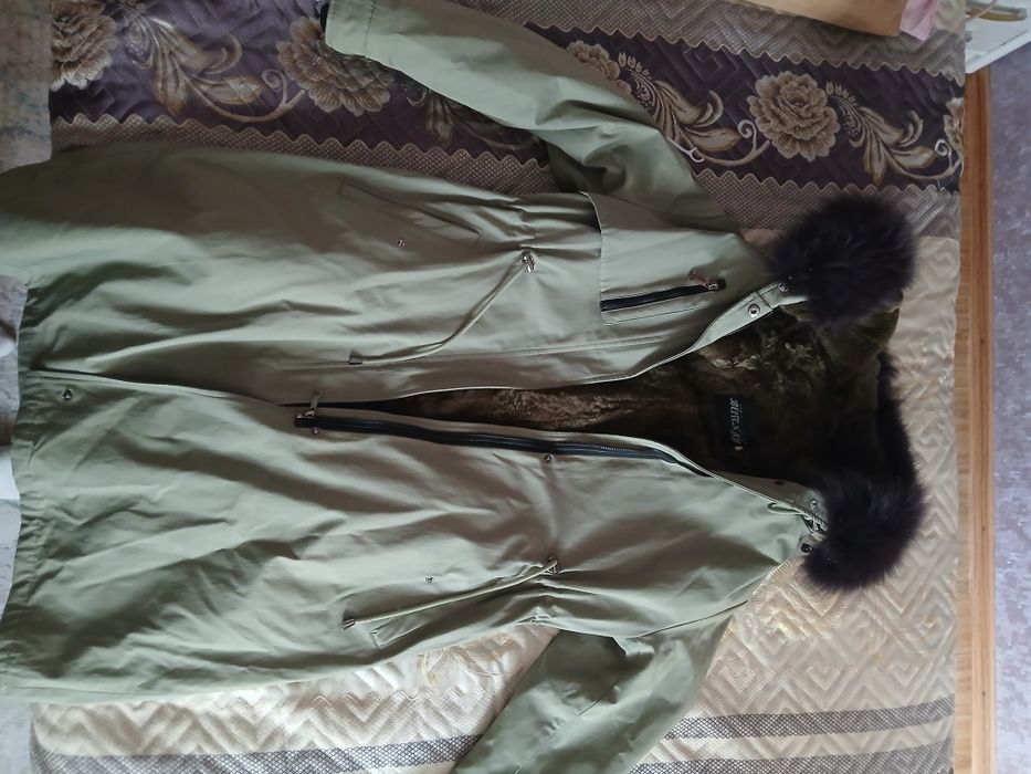 Пальто зимнее меховое