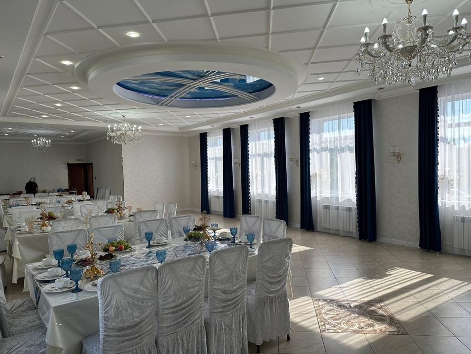 Продам действующее кафе 400 м2 в районе Зачаганска