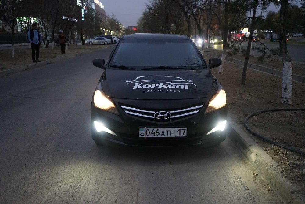 Инструктор по вождению Автошколы КОРКЕМ АВТО профисиональные