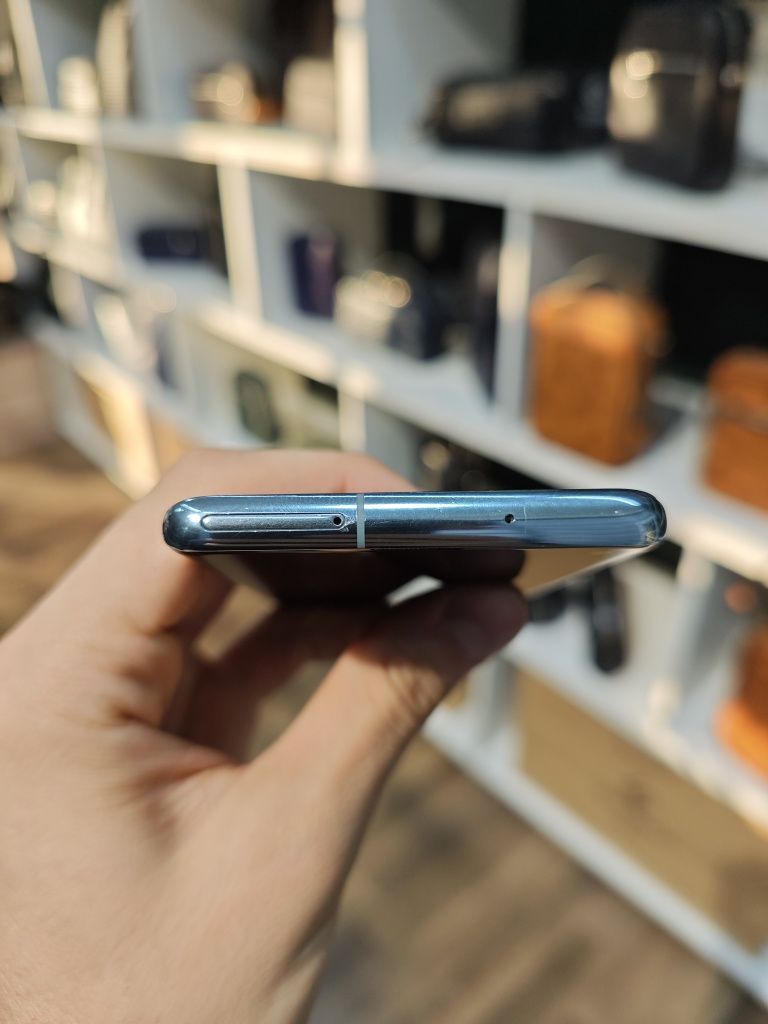 Samsung S10 128Gb IDEAL Karobka bor