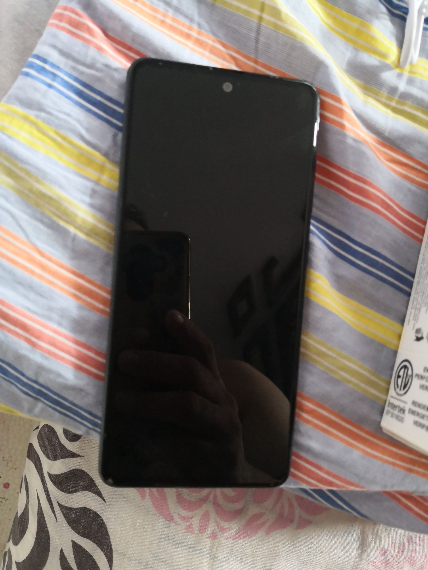 Samsung a51 128g часовник и слушалки