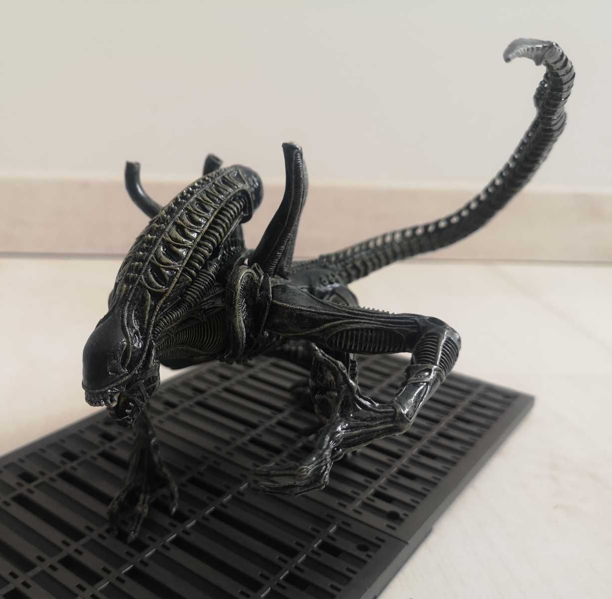 Figurine/jucarii Kotobukiya (ArtFX) Alien Dog si Warrior