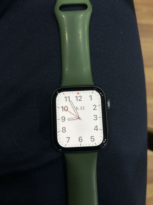Apple Watch 4, 44mm