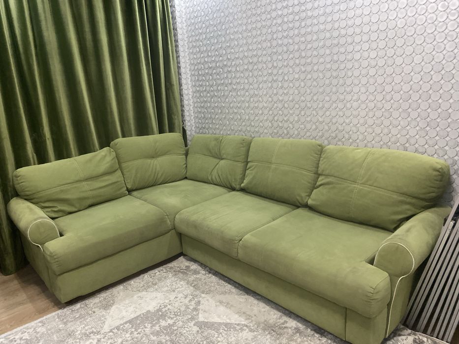 Продам диван в хорошем состоянии, угловой