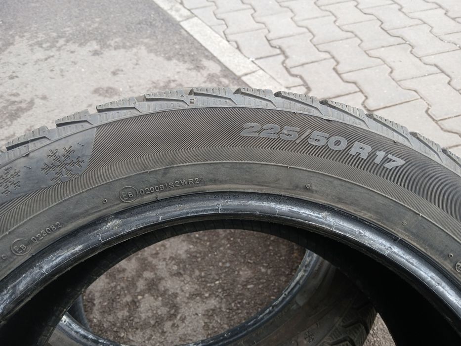 225 50 17 зимни гуми,почти нови