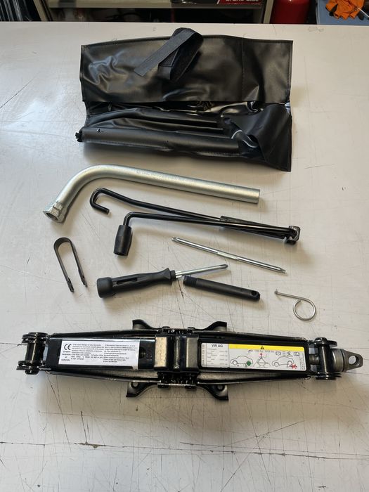 Cric original vw golf 8 skoda octavia 4 audi a3 8y