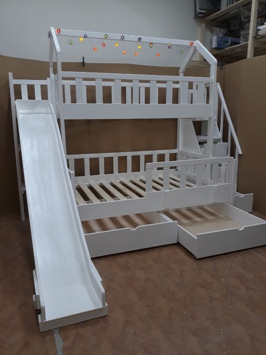 TRANSPORT GRATUIT.Pat etajat-supraetajat cod 3505