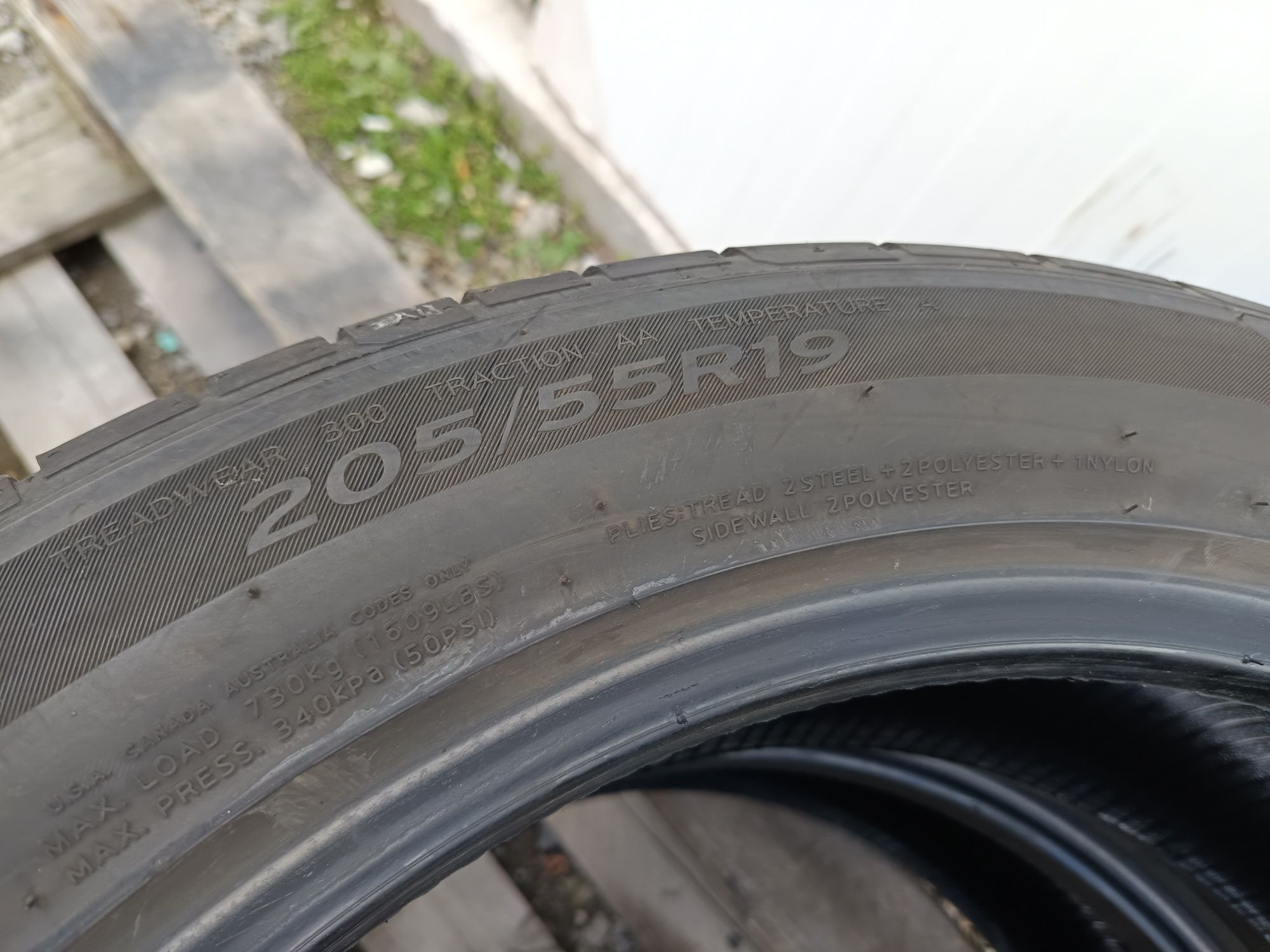 Летни гуми 205 55 R 19 Hankook дот4822