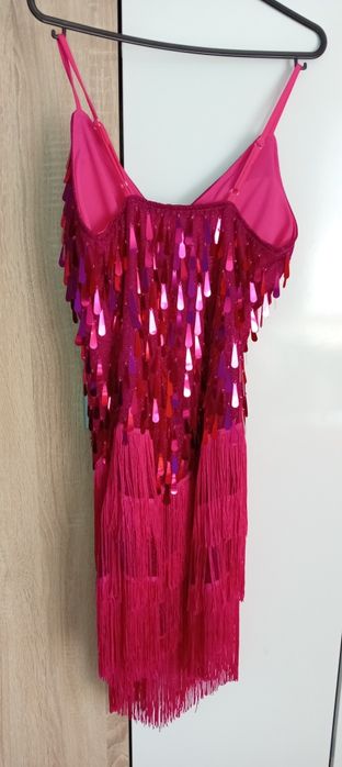 Рокля за спортни танци