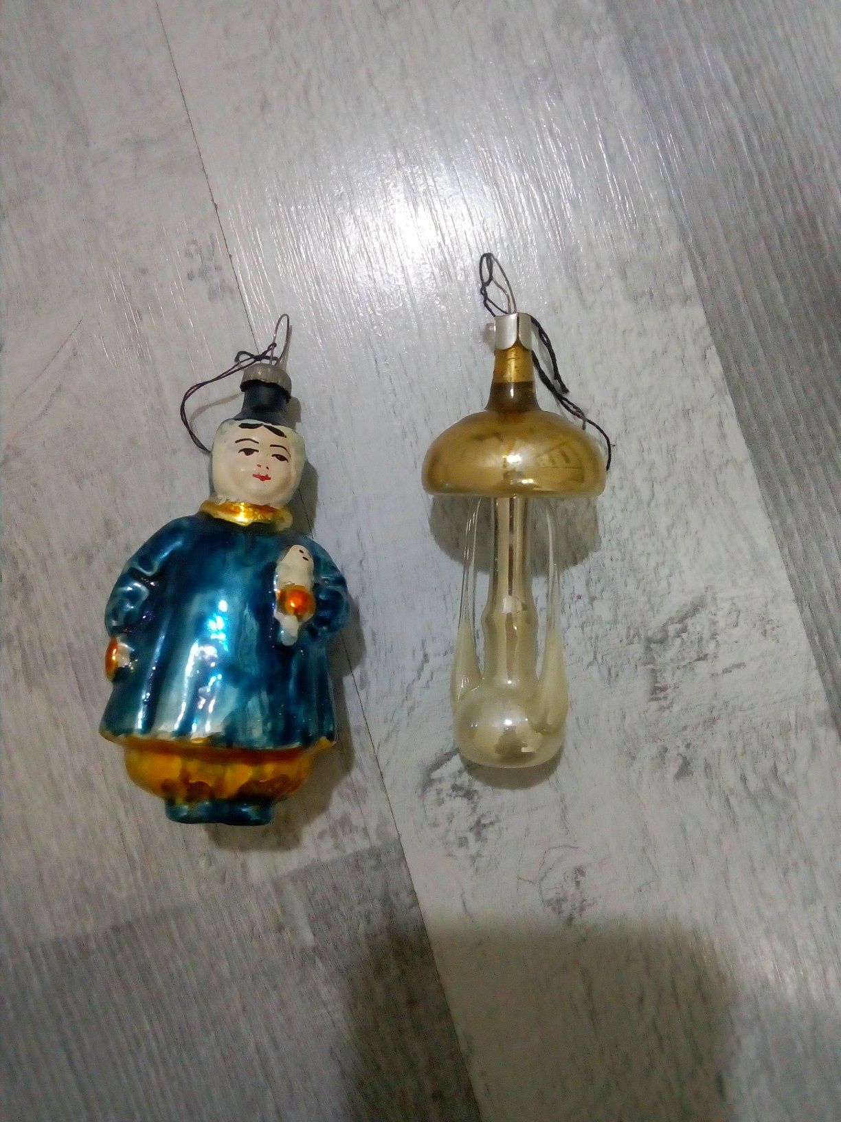 Продается ёлочная игрушка