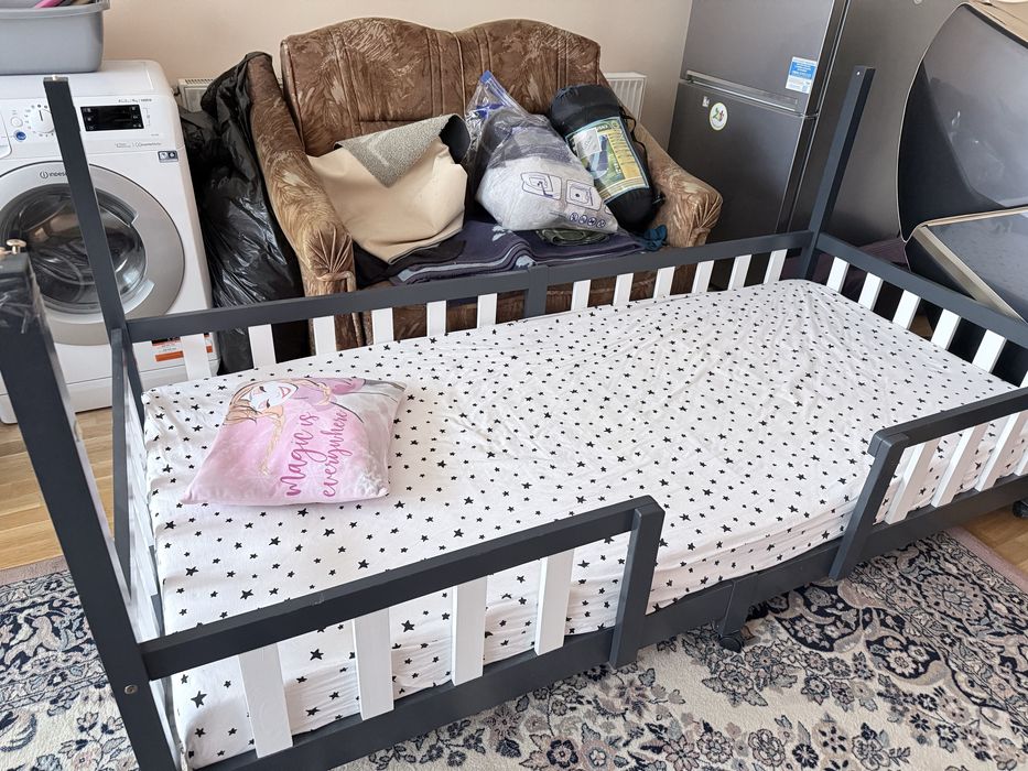 Pat tip căsuță Montessori cu saltea copii inclus