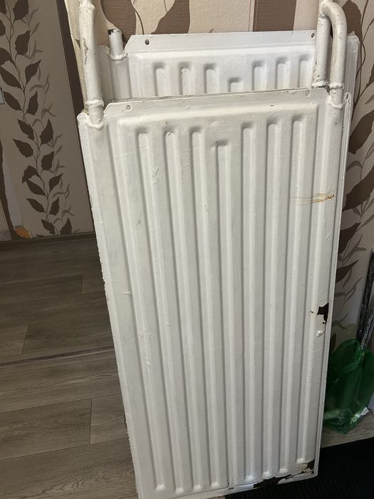 Продам стальные б/у батареи. 57х117 двойной, 60х140 одинарный
