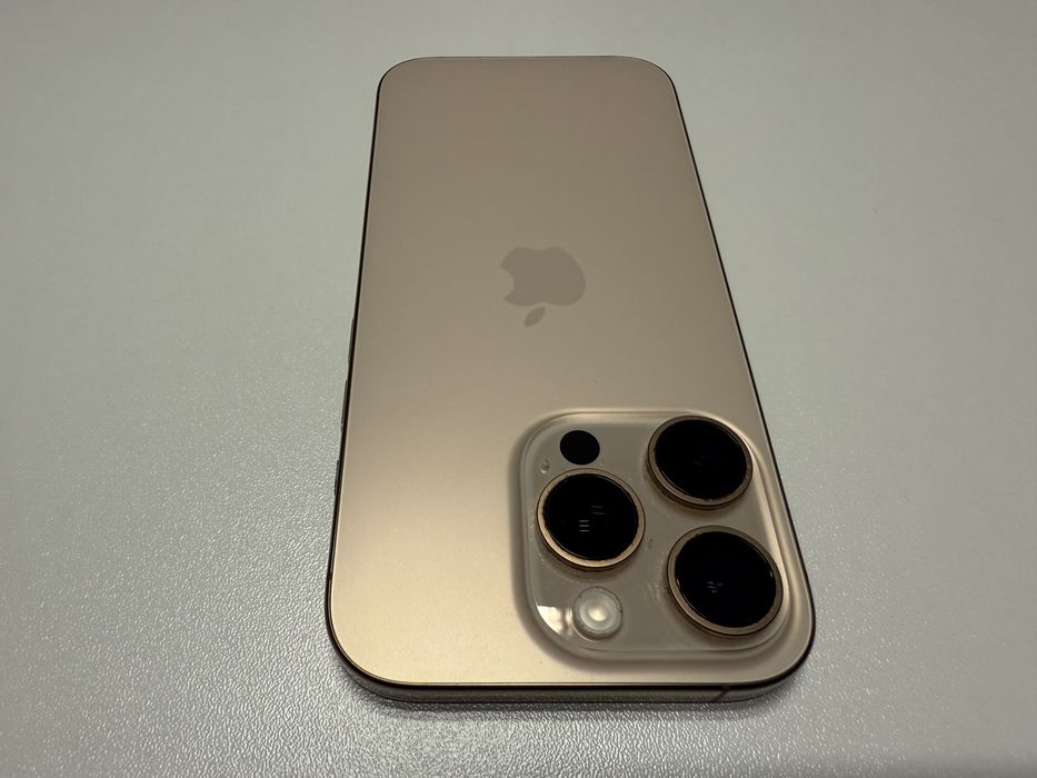 Iphone 16 Pro Ca nou Baterie 100 %