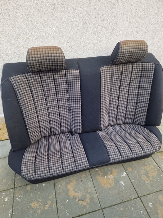 Седалки за мерцедес 190