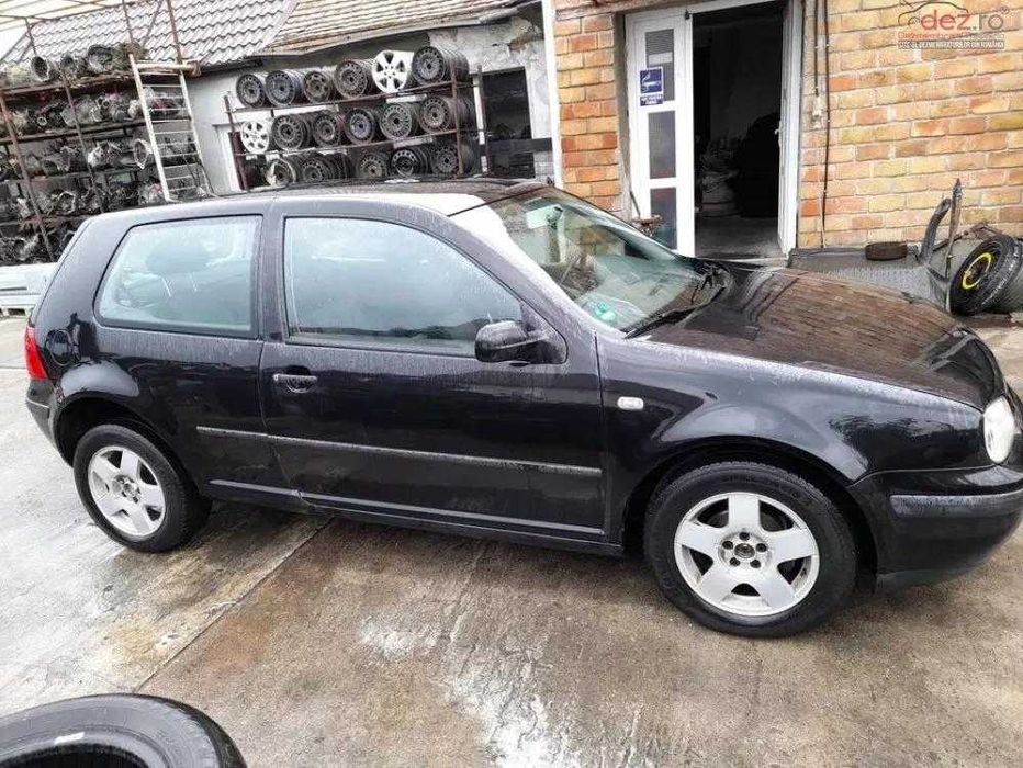 Vind autoturism Volkswagen Golf 4 stare foarte buna