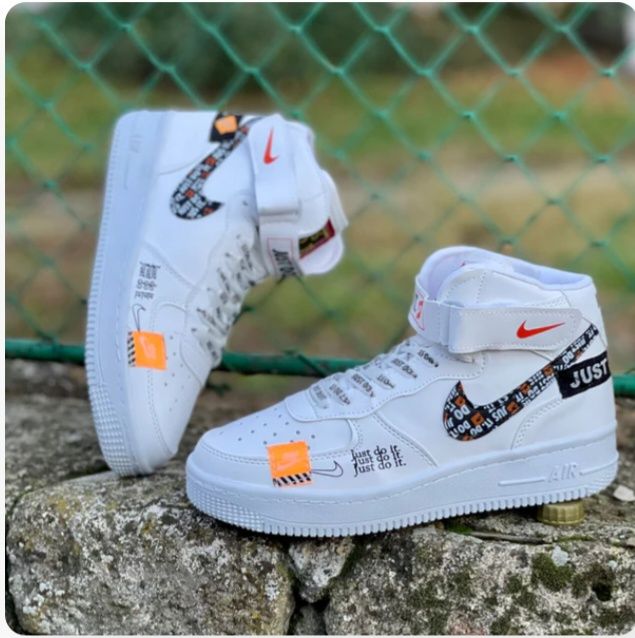 ADIDASI NIKE mărimea 42 PREȚ 250