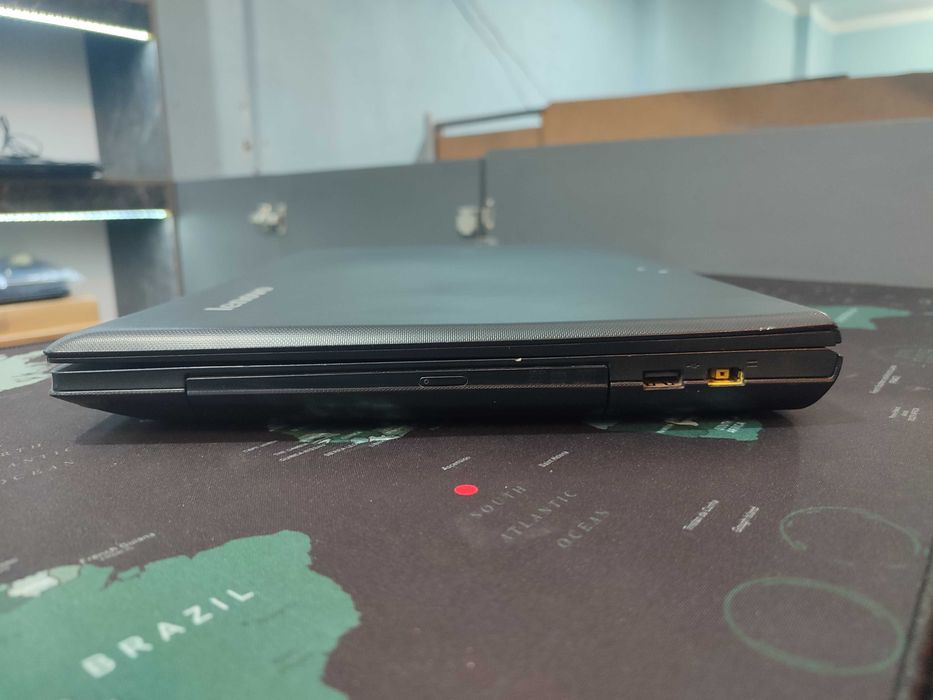 Ноутбук офисный LENOVO