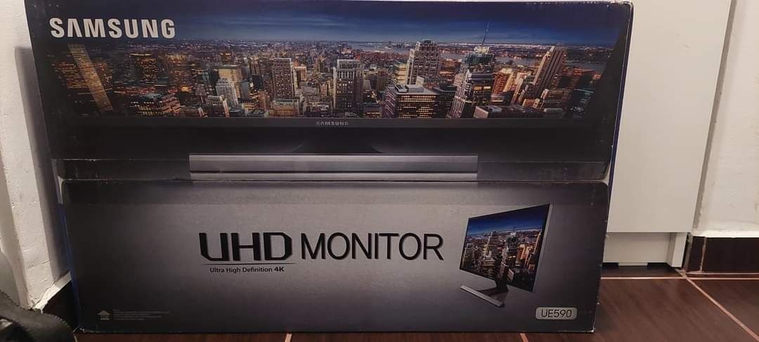 Vand monitor nou Samsung UE590 4K 28 inch 1ms