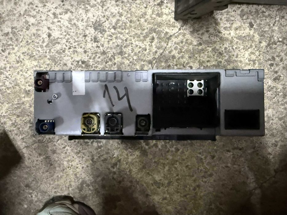 MEDIA,Радио,Навигация,Чейнджър 8Т2 035 670 А ном 14