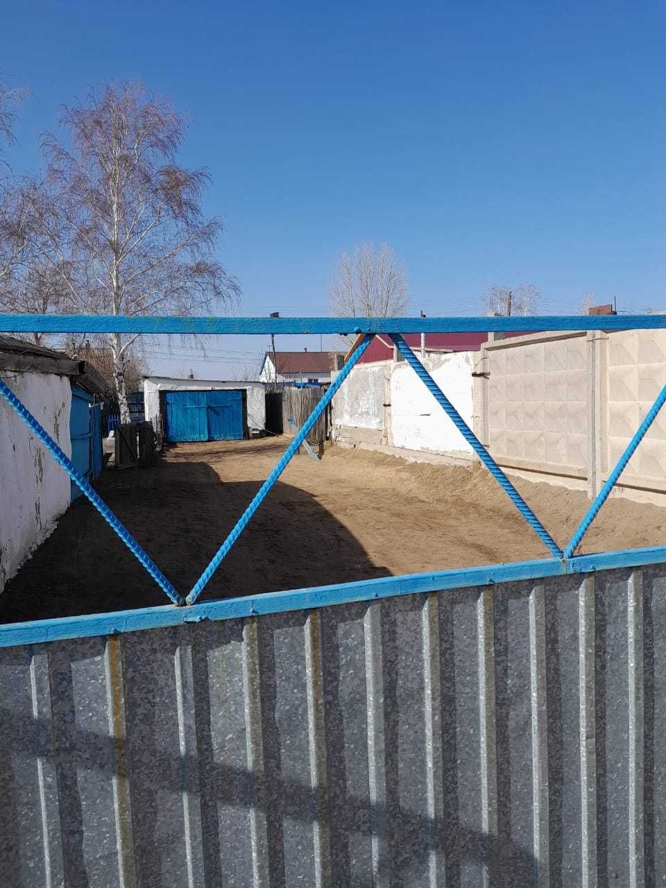 Продам дом в с.Заря. Торг