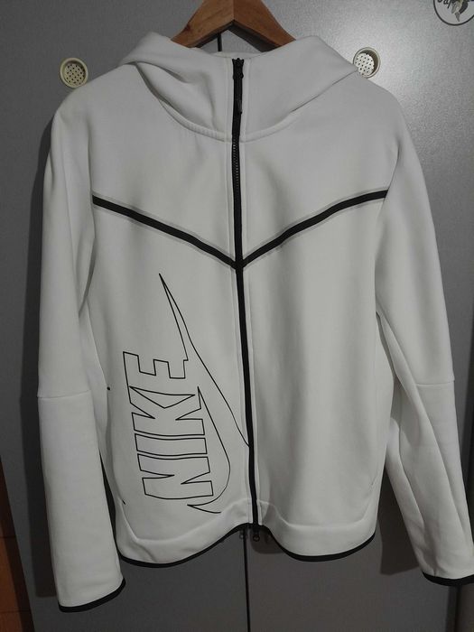 Мъжки суичър - "Nike Tech Fleece"