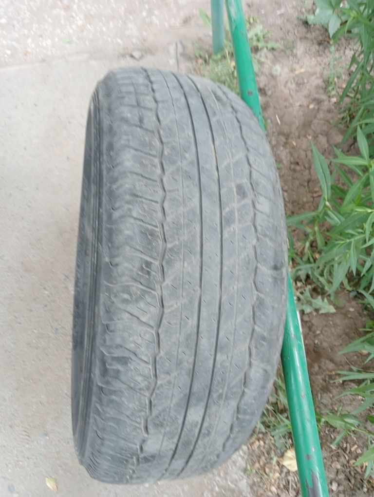 Продам Покрышки Dunlop Grandtrek  4шт