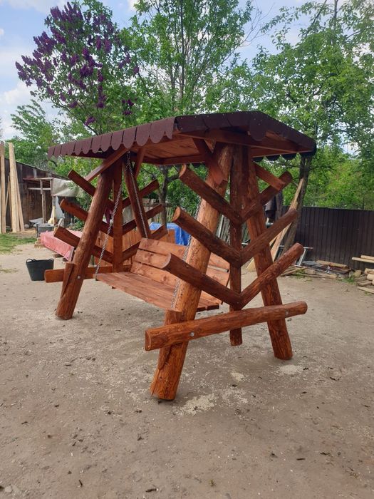 leagăne și foișoare