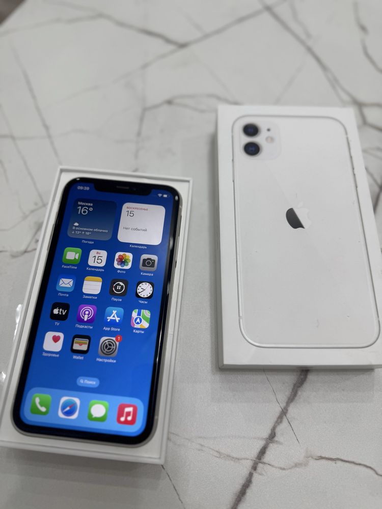 Продам iPhone 11 в отличном состоянии