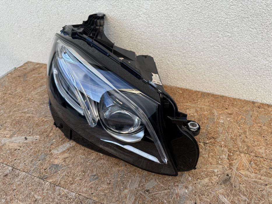 Far dreapta Mercedes E Class W213 Full LED Multibeam Original Europa