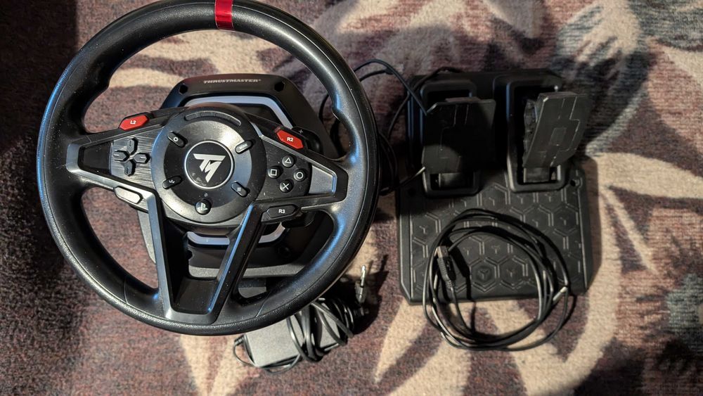 Thrustmaster T128 Съвместим с PS5, PS4, PC
