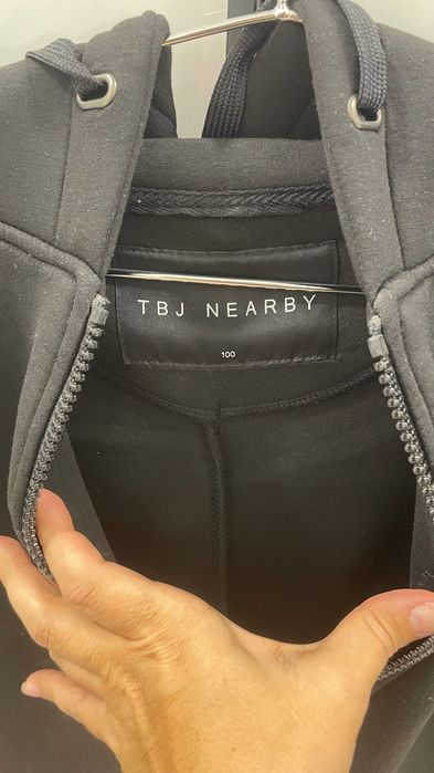 Спортивное осеннее пальто